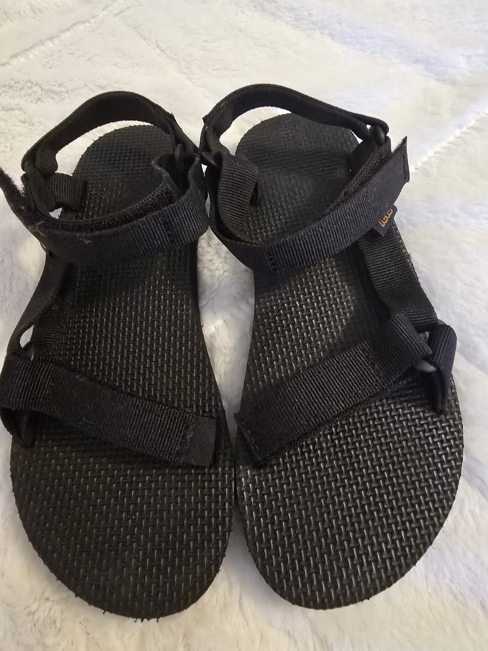 Teva Black Sport Sandals - Classic Strap Design - Picture 2 of 4
